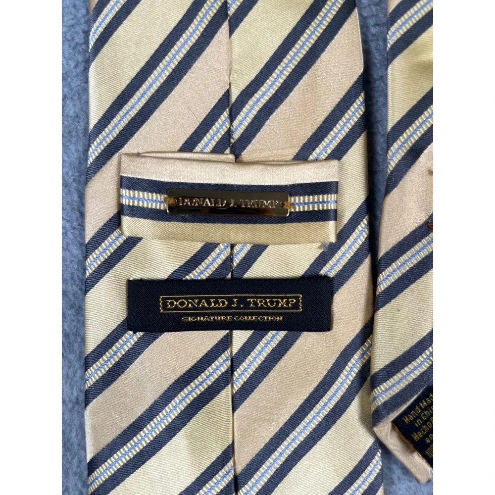 Donald J Trump Signature Silk Tie Gold Navy Blue Striped Crest Hand Made